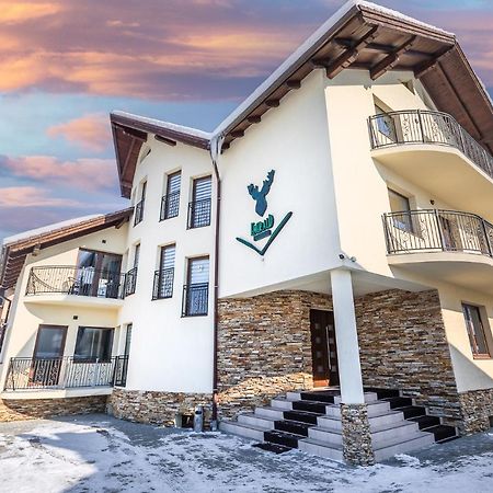 Emerald Residence Rîşnov Buitenkant foto