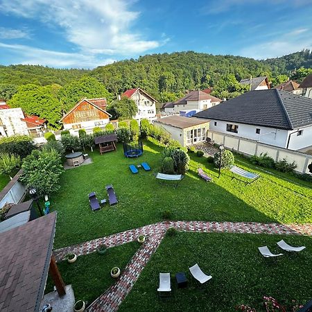 Emerald Residence Rîşnov Buitenkant foto