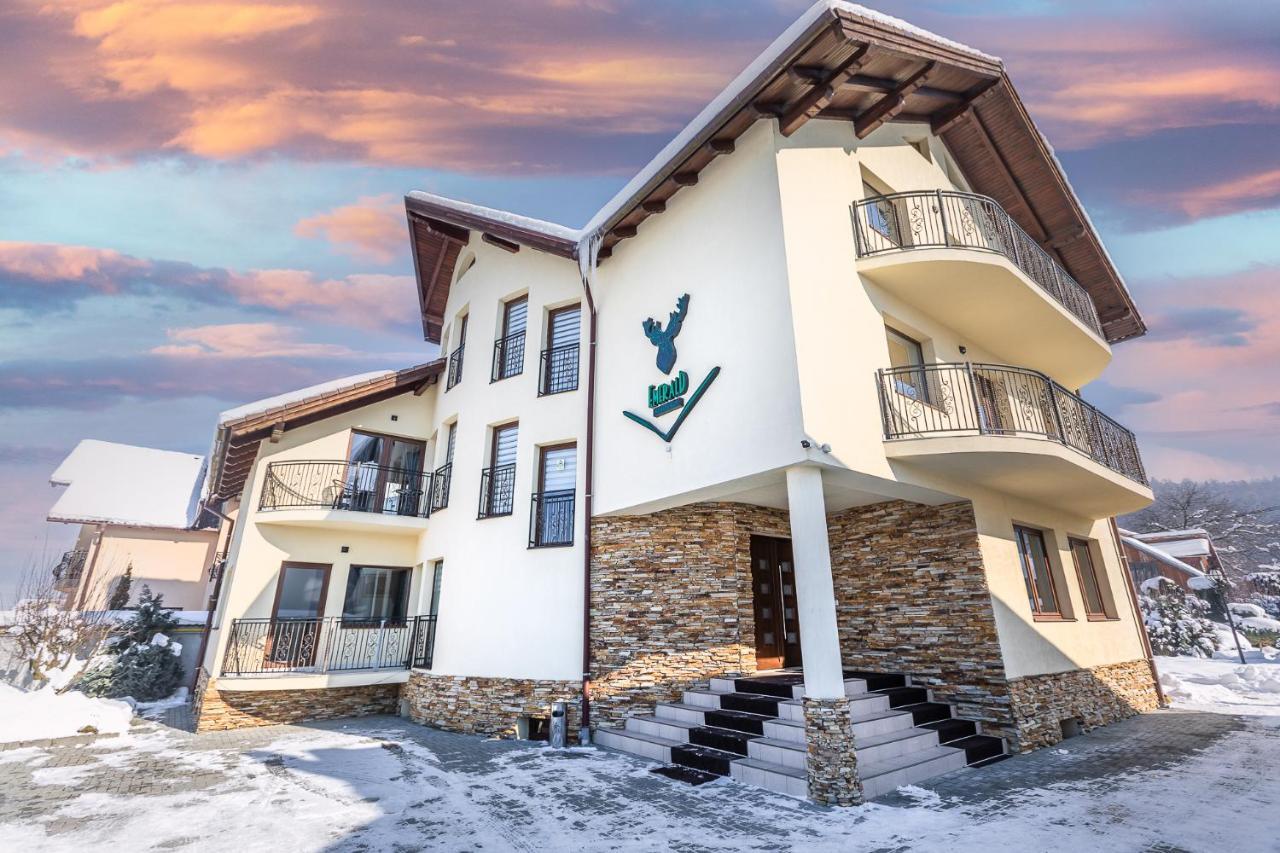 Emerald Residence Rîşnov Buitenkant foto