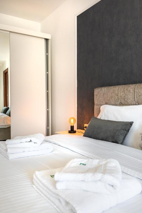 Emerald Residence Rîşnov Buitenkant foto