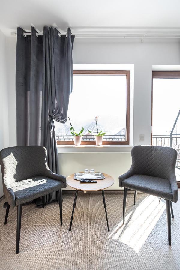 Emerald Residence Rîşnov Buitenkant foto