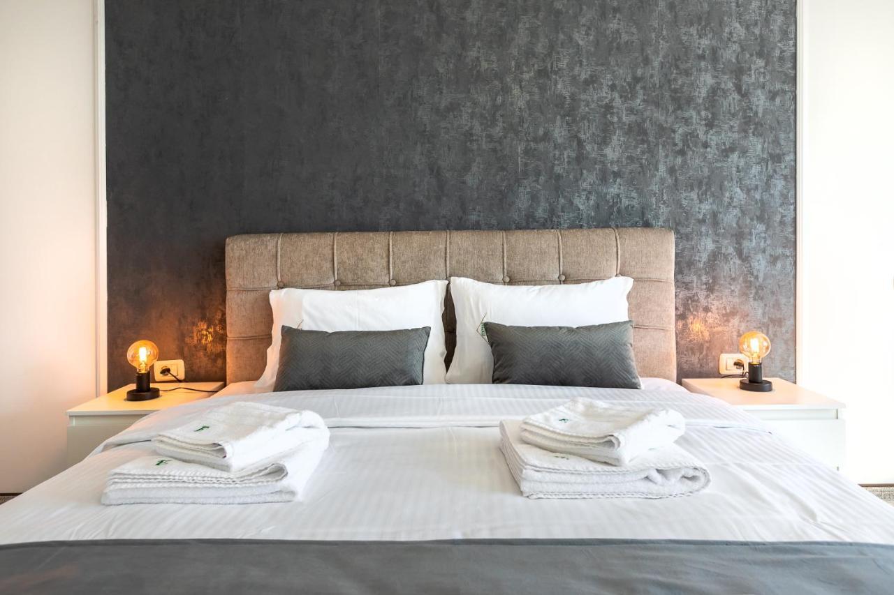 Emerald Residence Rîşnov Buitenkant foto