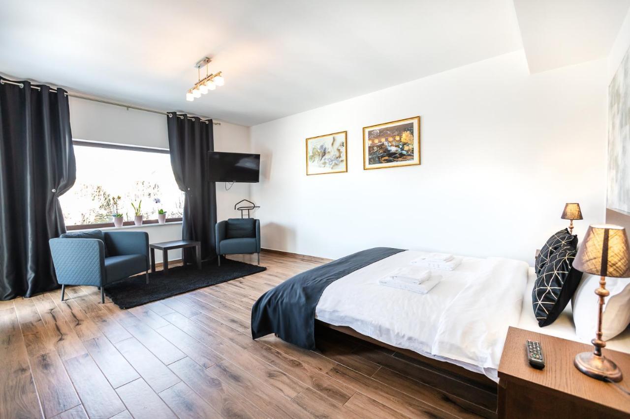 Emerald Residence Rîşnov Buitenkant foto